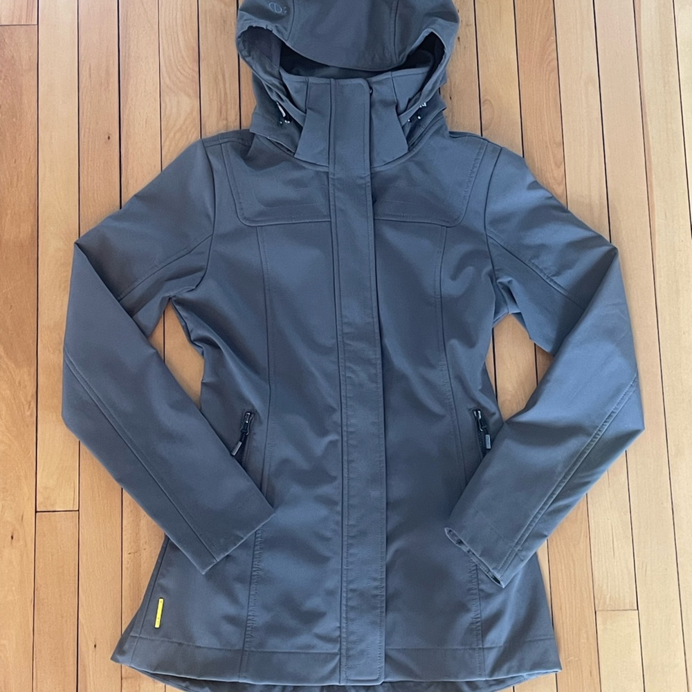 Lole Women's Hooded Softshell Jacket - Charcoal Gray
